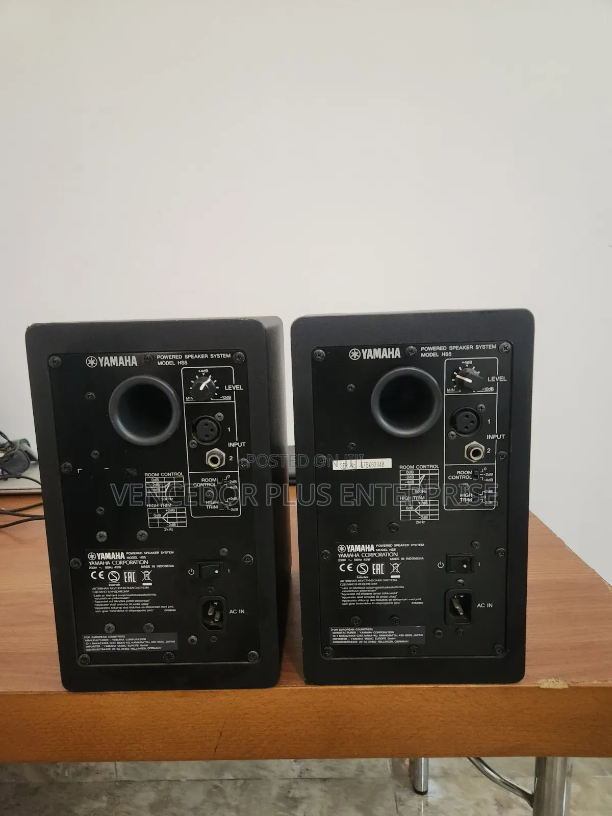 Yamaha Hs5