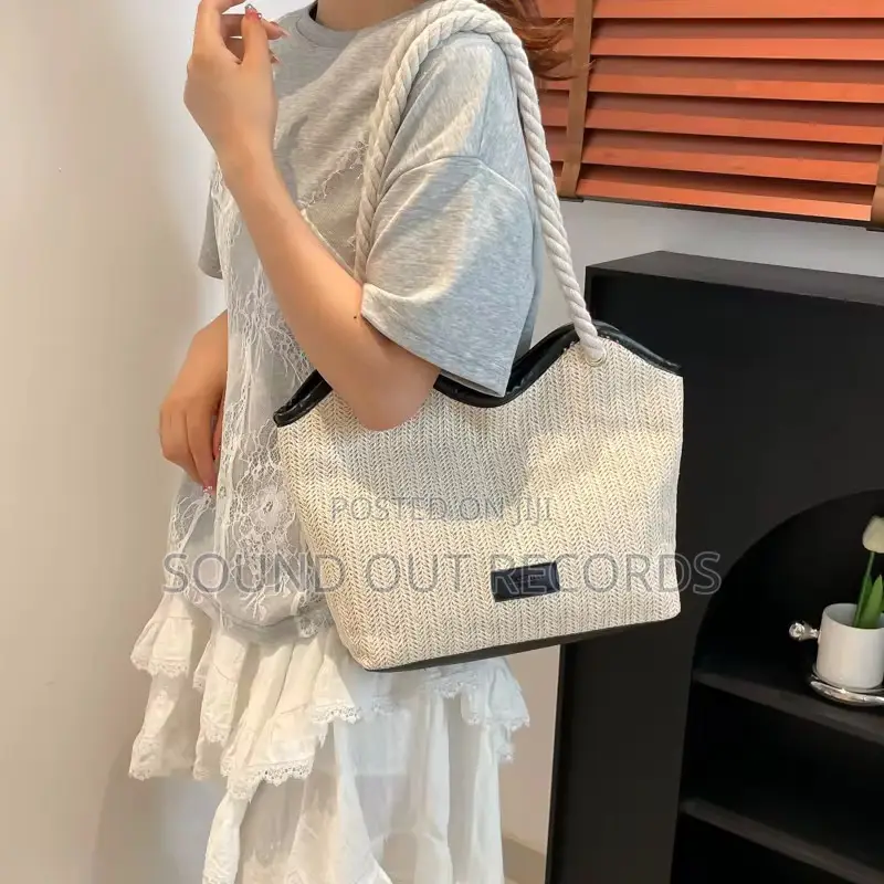 Bohemian Woven Straw Hand Bag