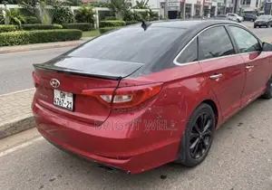 Hyundai Sonata Limited 2.0T 4dr Sedan (2.0L 4cyl Turbo 6A) 2015 Red
