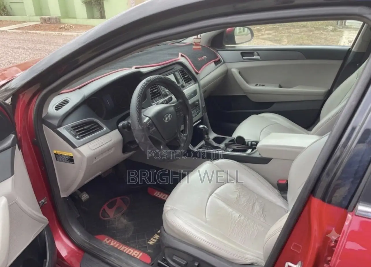 Hyundai Sonata Limited 2.0T 4dr Sedan (2.0L 4cyl Turbo 6A) 2015 Red