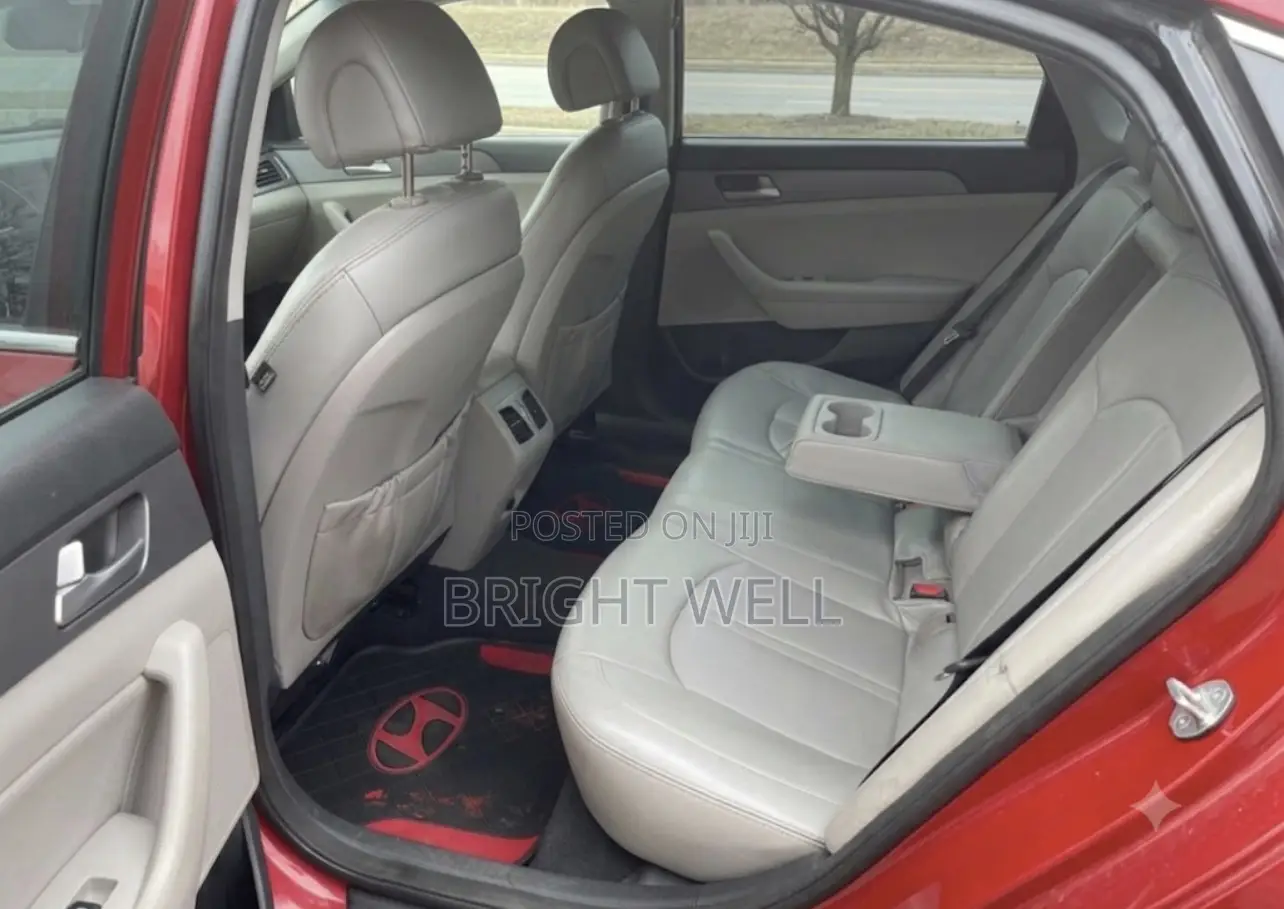 Hyundai Sonata Limited 2.0T 4dr Sedan (2.0L 4cyl Turbo 6A) 2015 Red
