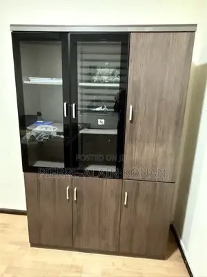Executive Office Furniture Set