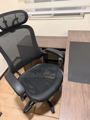 Executive Office Furniture Set