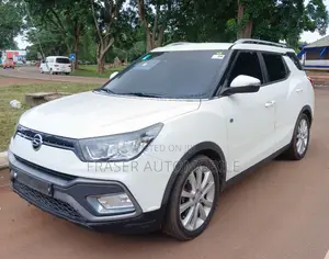 SsangYong Tivoli 2017 White