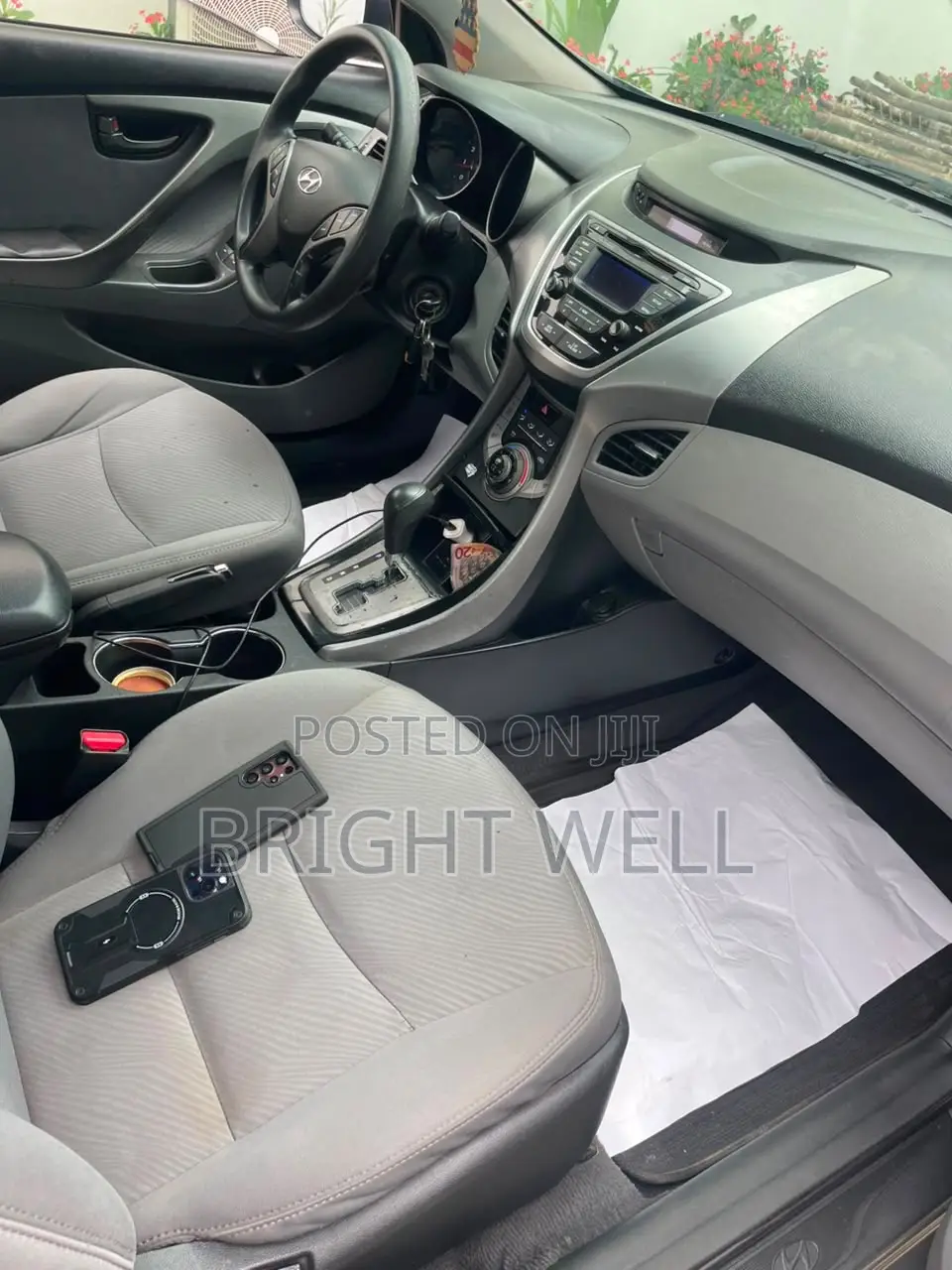 Hyundai Elantra GLS Sedan FWD (1.8L 4cyl 6A) 2013 White