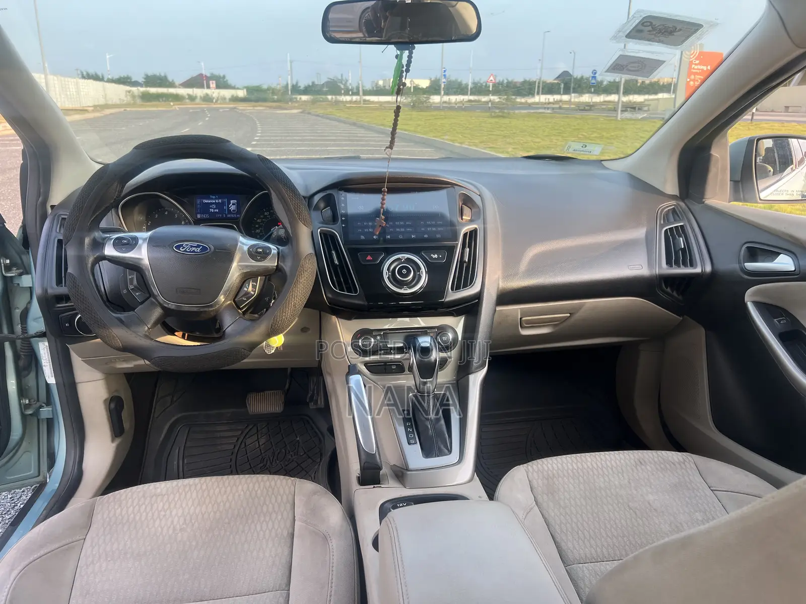 Ford Focus 2012 Silver