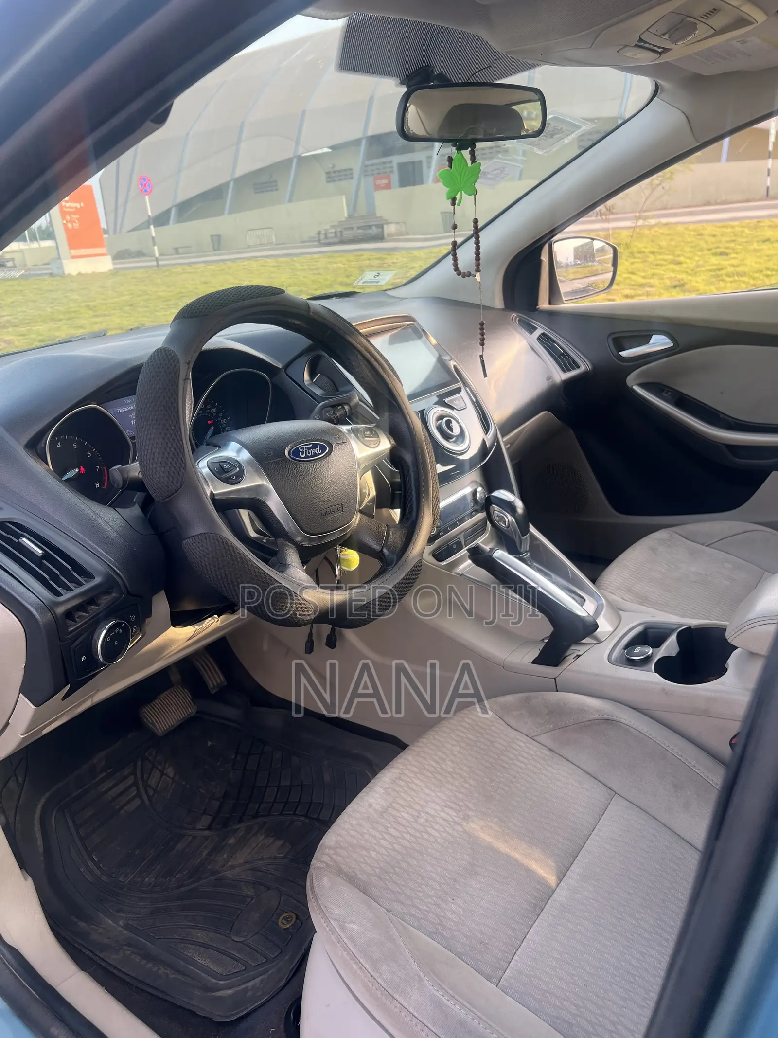Ford Focus 2012 Silver
