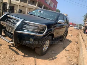 Toyota Fortuner 2.7 AWD 2008 Green