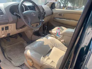Toyota Fortuner 2.7 AWD 2008 Green