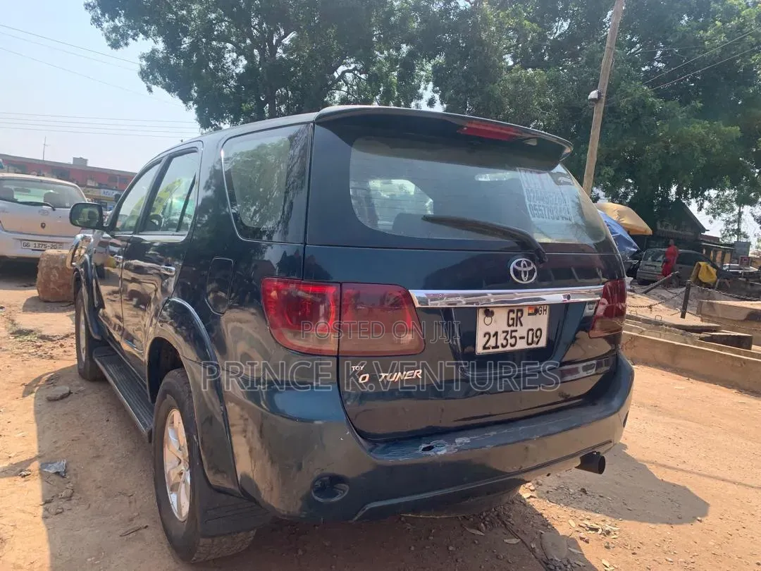 Toyota Fortuner 2.7 AWD 2008 Green