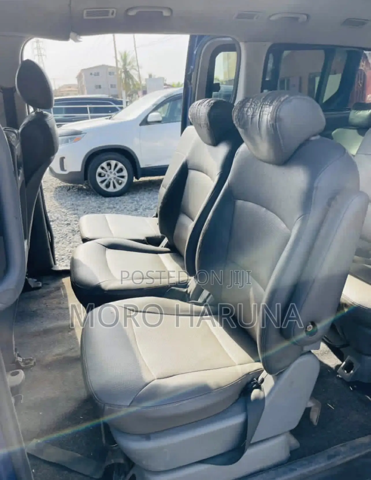 Hyundai Starex 2015 Blue