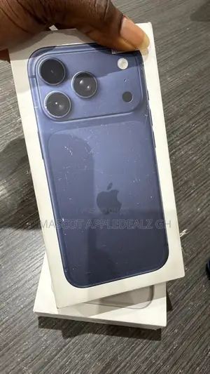New Apple iPhone 17 Pro Max 512 GB Blue