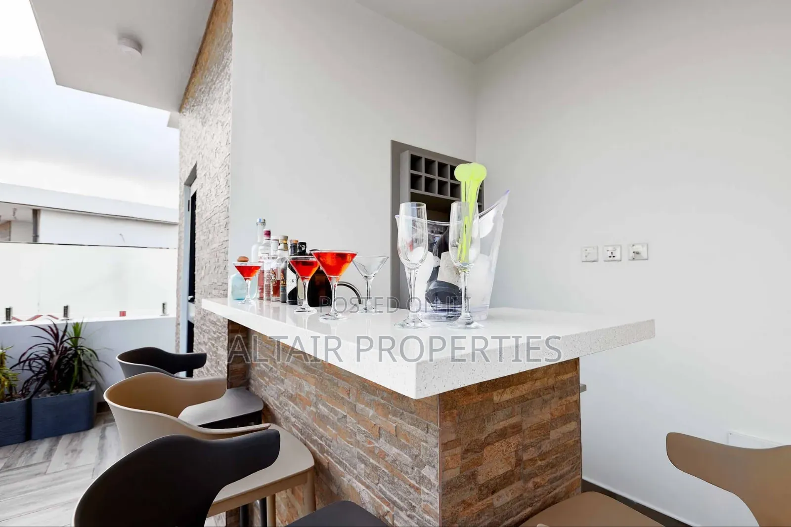 3bdrm Townhouse/Terrace in Airport Residential, Accra Metropolitan