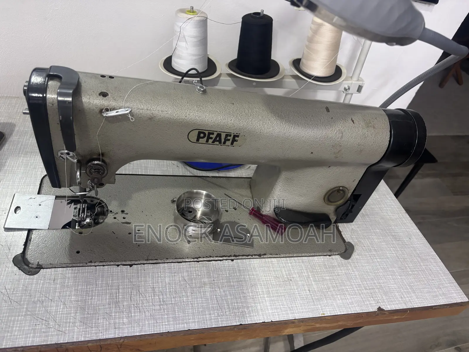 Industrial Sewing Machine