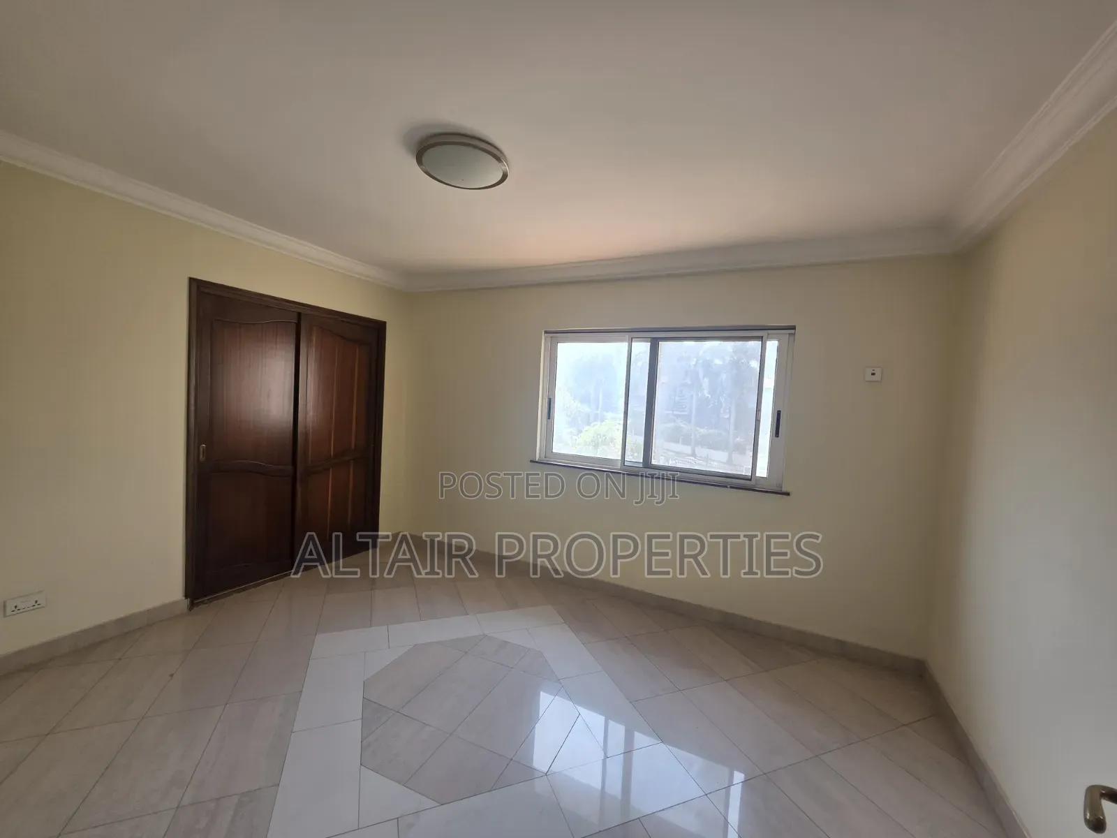 4bdrm House in Accra Metropolitan for sale