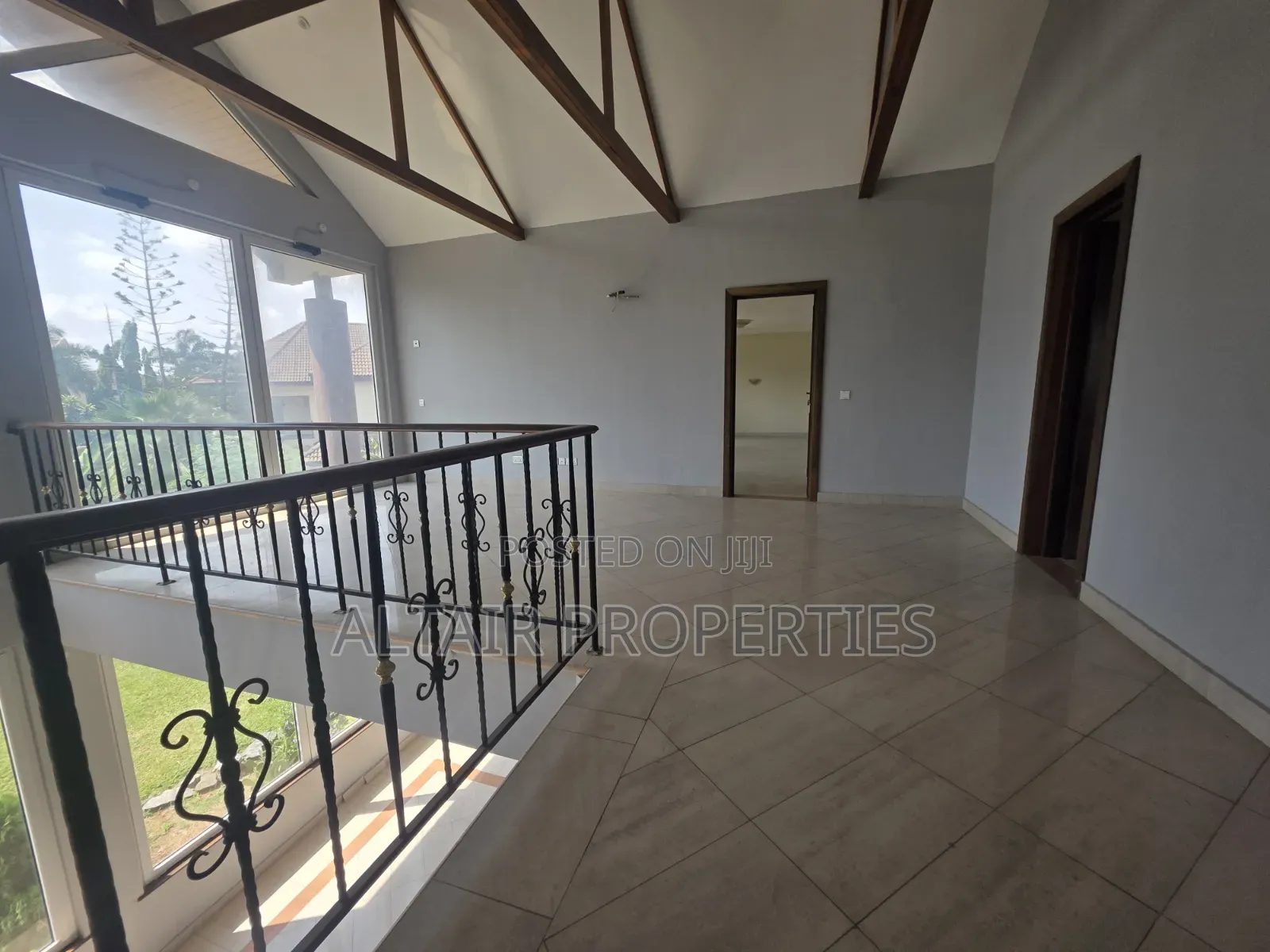 4bdrm House in Accra Metropolitan for sale