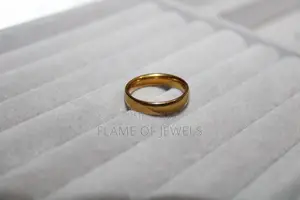 Opulent Gold Tone Wedding Rings