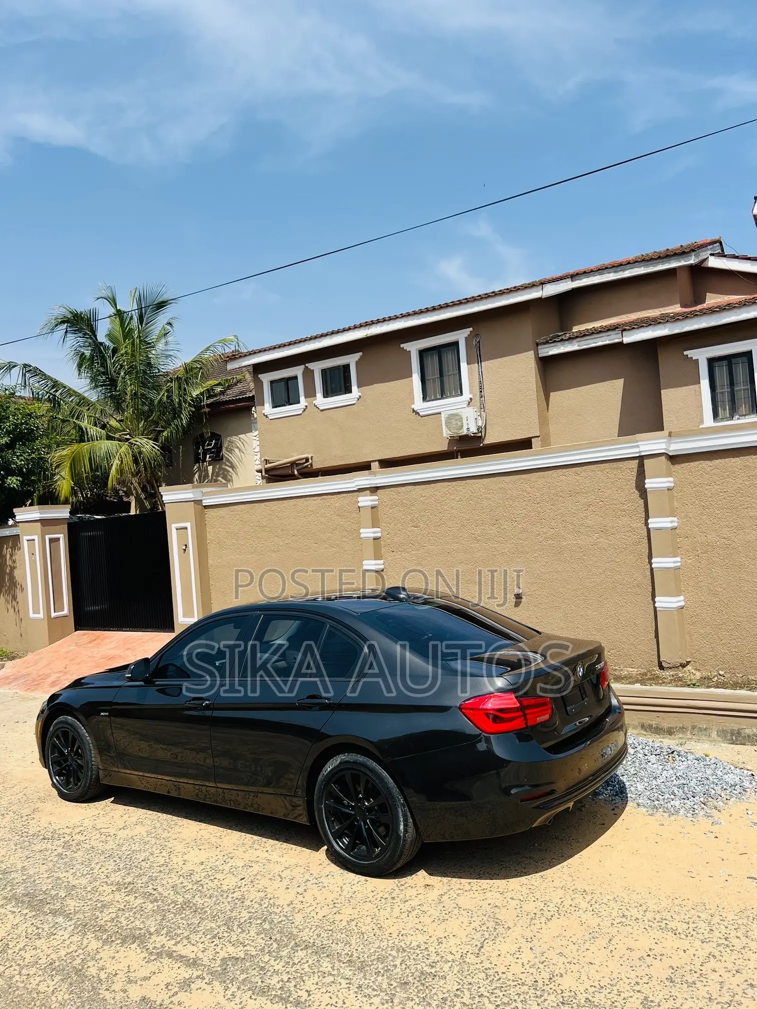BMW 330i 2016 Black