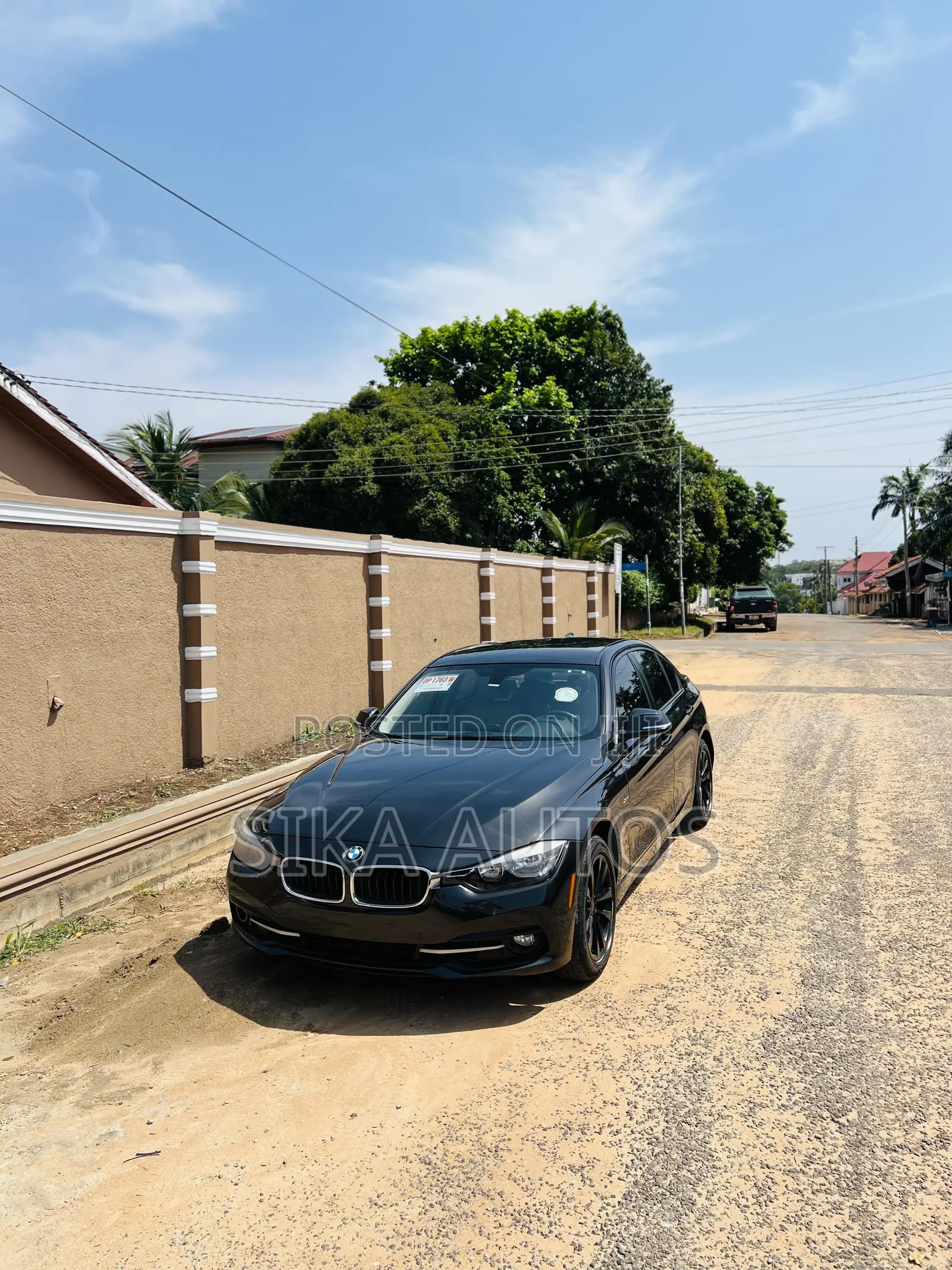 BMW 330i 2016 Black