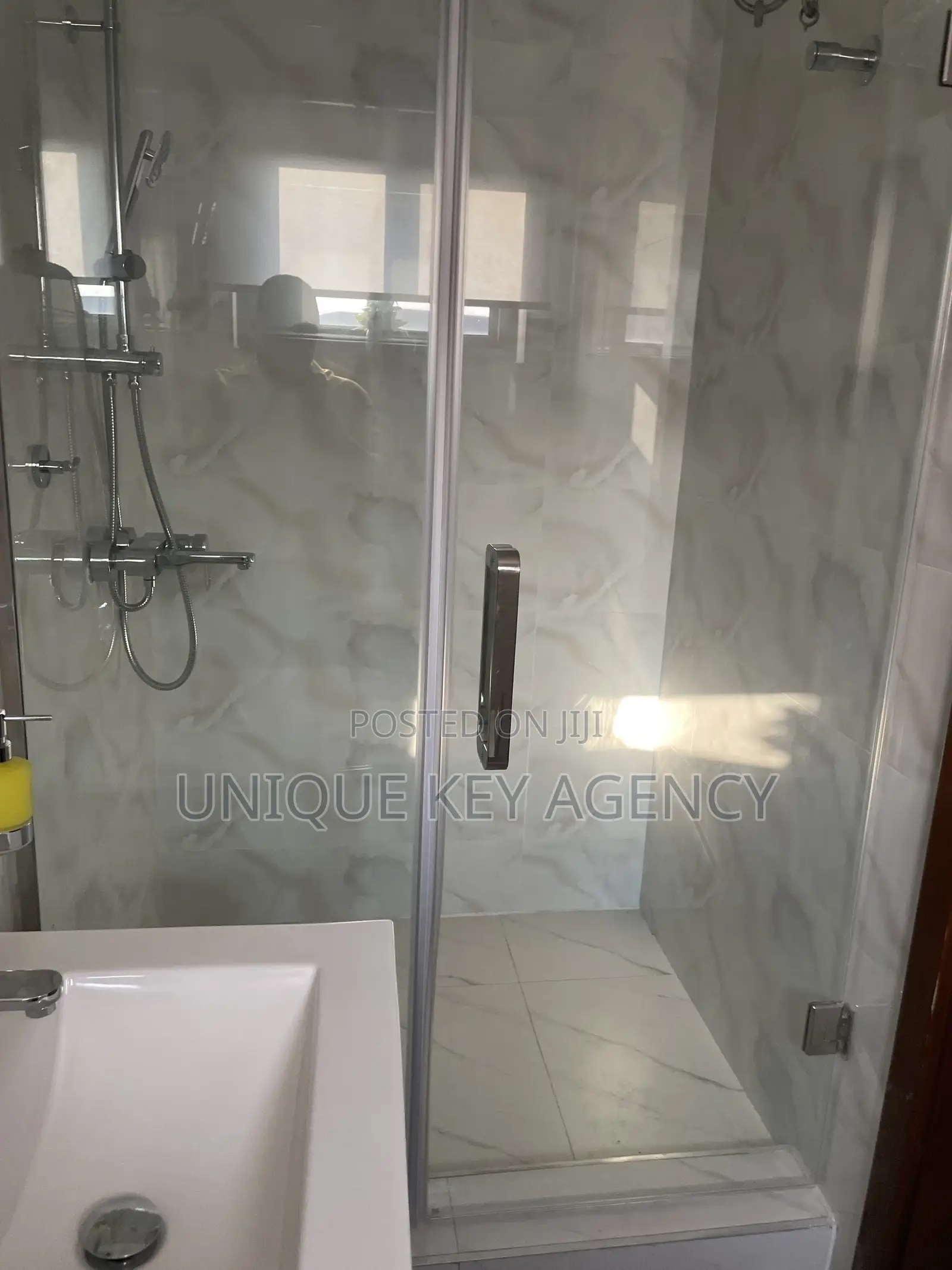 Furnished 4bdrm Duplex in Unique Key Agency, East Legon for rent