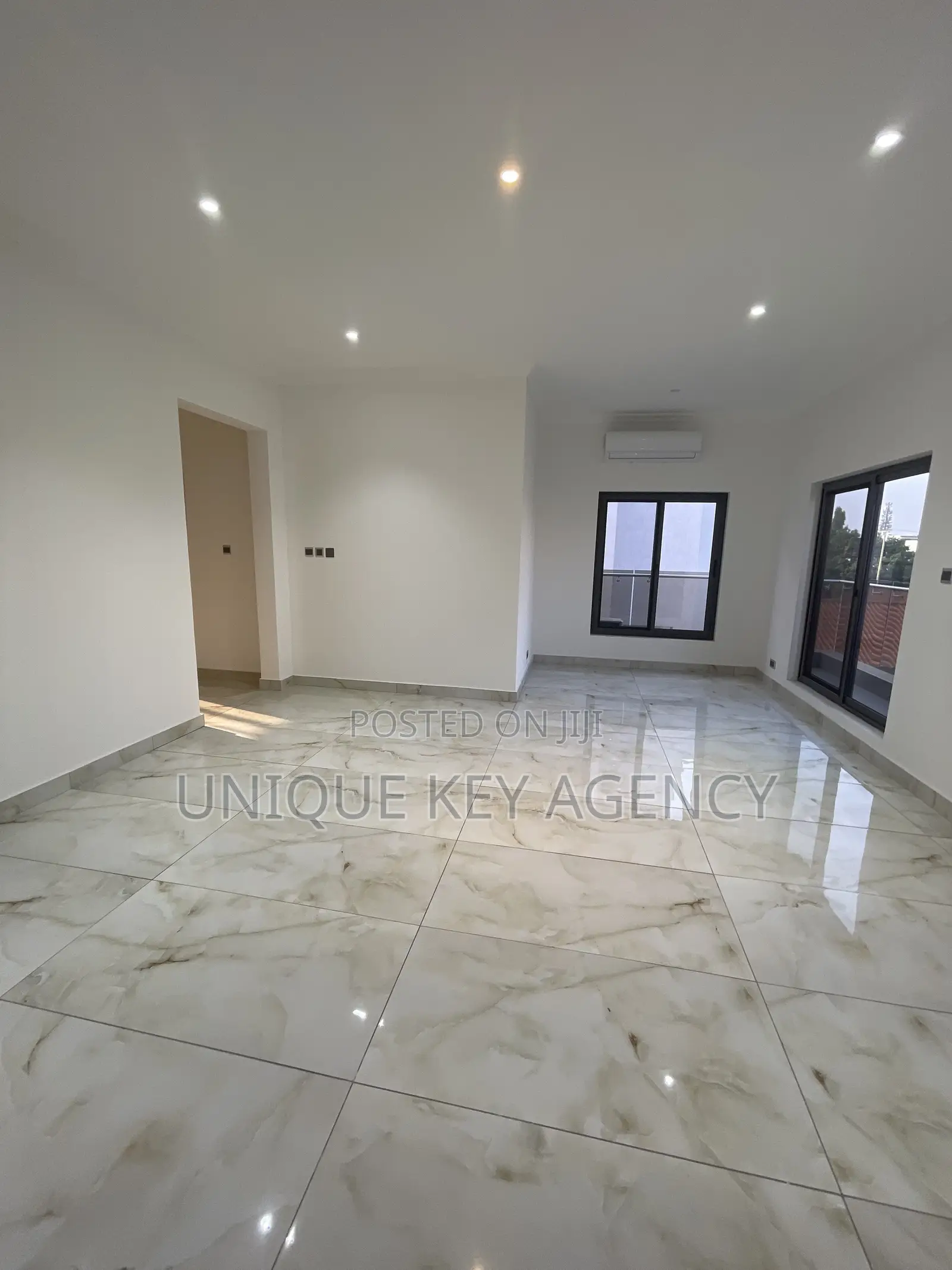 4bdrm Townhouse / Terrace in Unique Key Agency, East Legon for rent