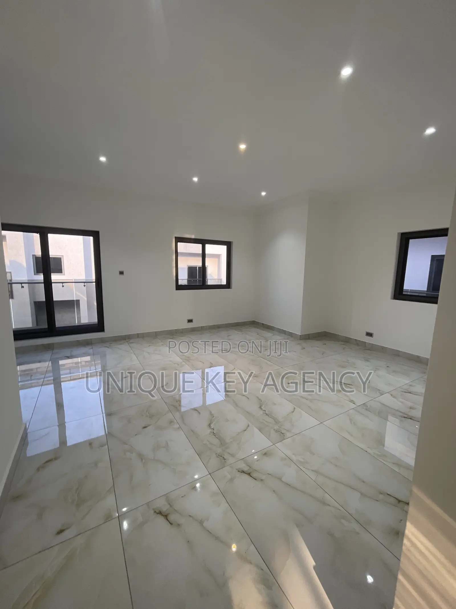 4bdrm Townhouse / Terrace in Unique Key Agency, East Legon for rent