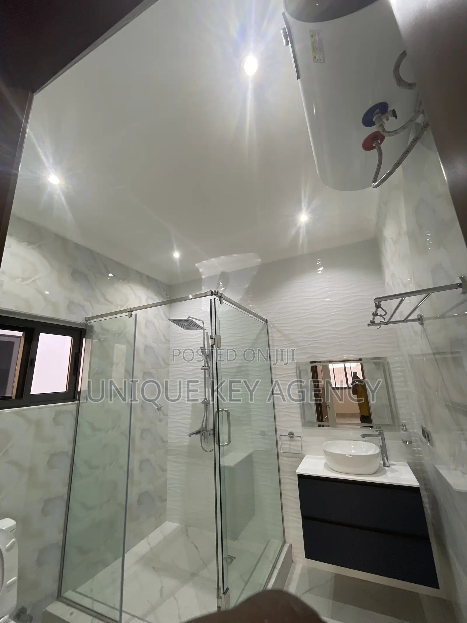 4bdrm Townhouse / Terrace in Unique Key Agency, East Legon for rent