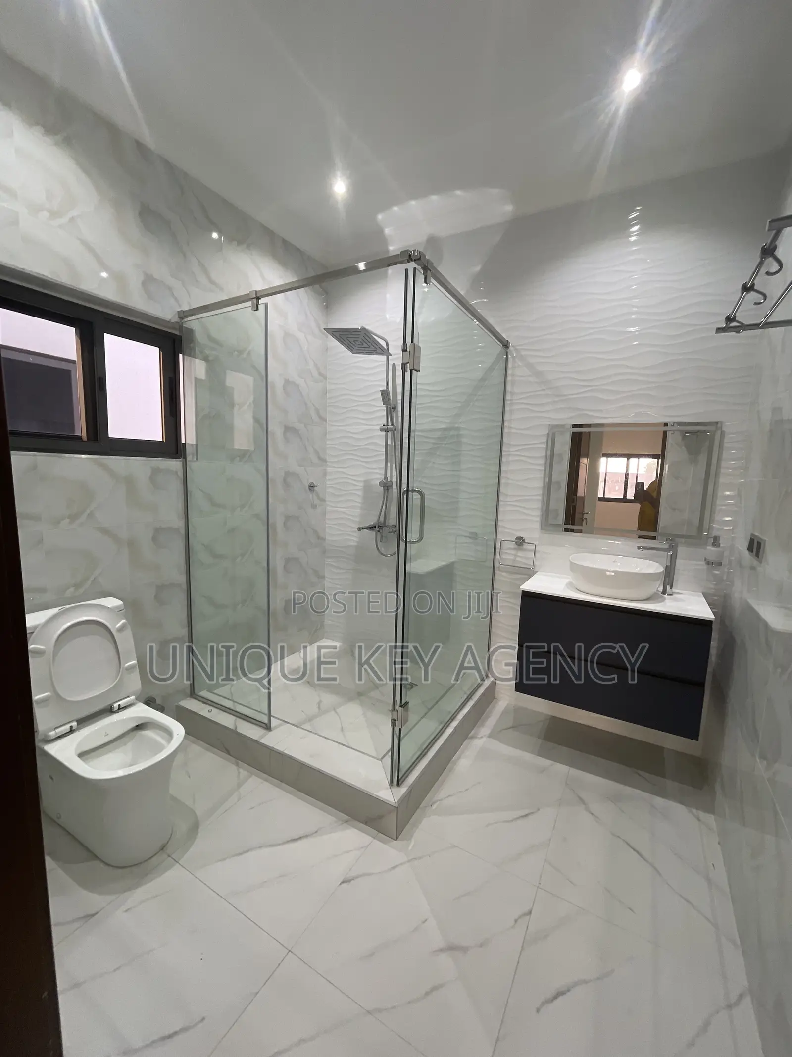 4bdrm Townhouse / Terrace in Unique Key Agency, East Legon for rent