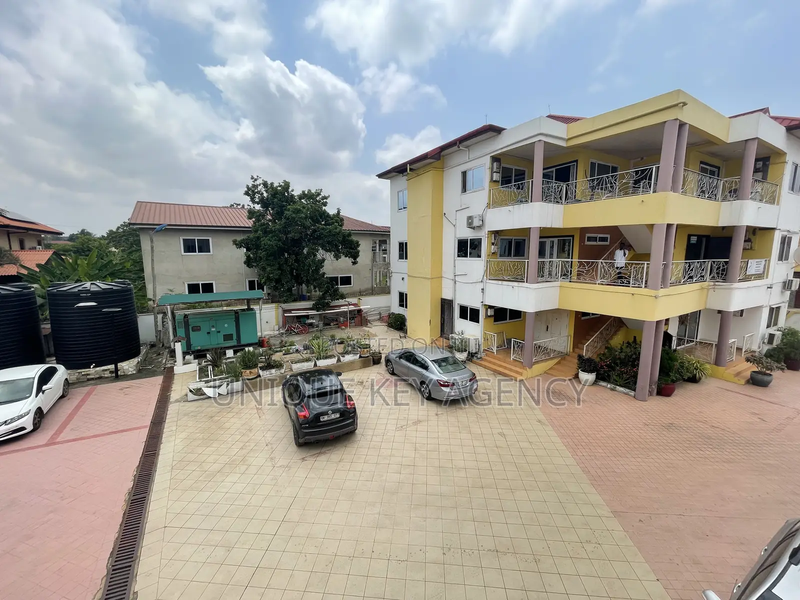1bdrm Apartment in Unique Key Agency, East Legon for rent