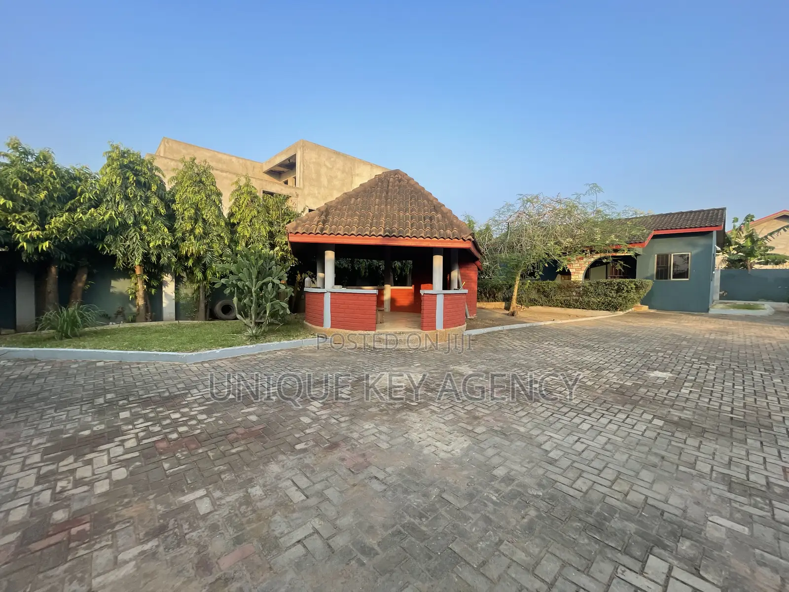 6bdrm House in Unique Key Agency, East Legon for rent