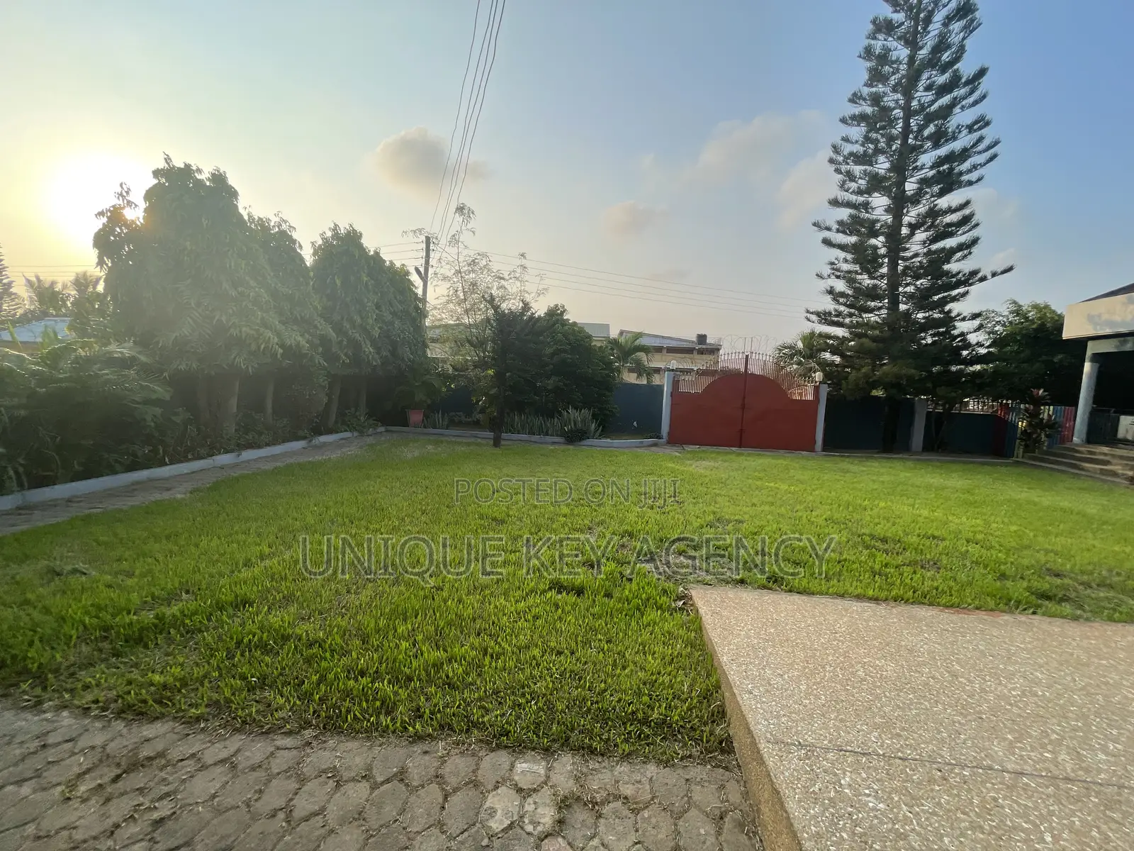 6bdrm House in Unique Key Agency, East Legon for rent