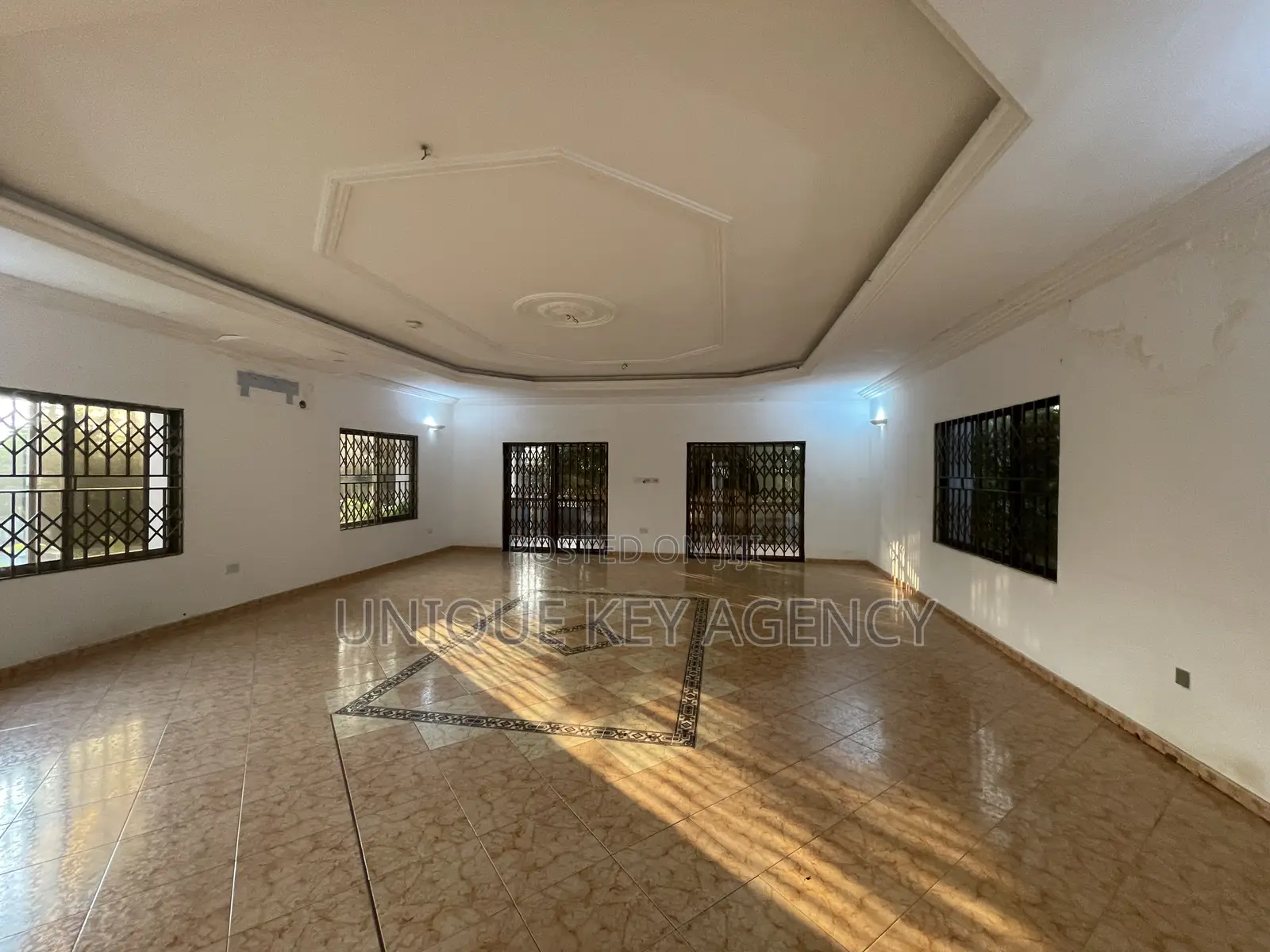 6bdrm House in Unique Key Agency, East Legon for rent