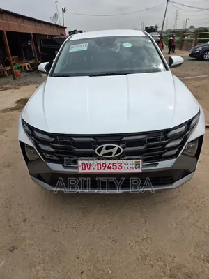 Hyundai Tucson 2025 White