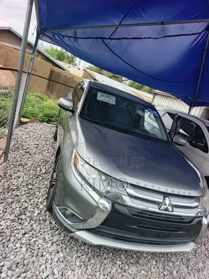 Mitsubishi Outlander SEL FWD 2018 Gray