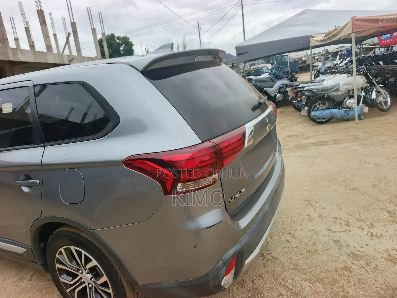 Mitsubishi Outlander SEL FWD 2018 Gray