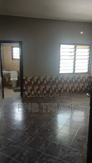 4bdrm House in Awoshie, Last Stop for rent