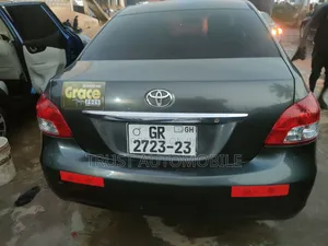 Toyota Belta 2010 Gray