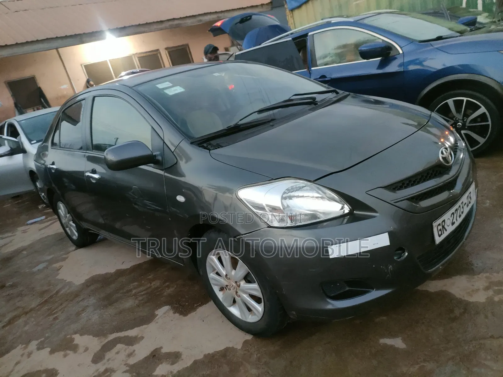 Toyota Belta 2010 Gray
