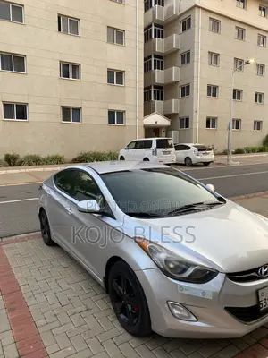Hyundai Elantra 2013 Silver