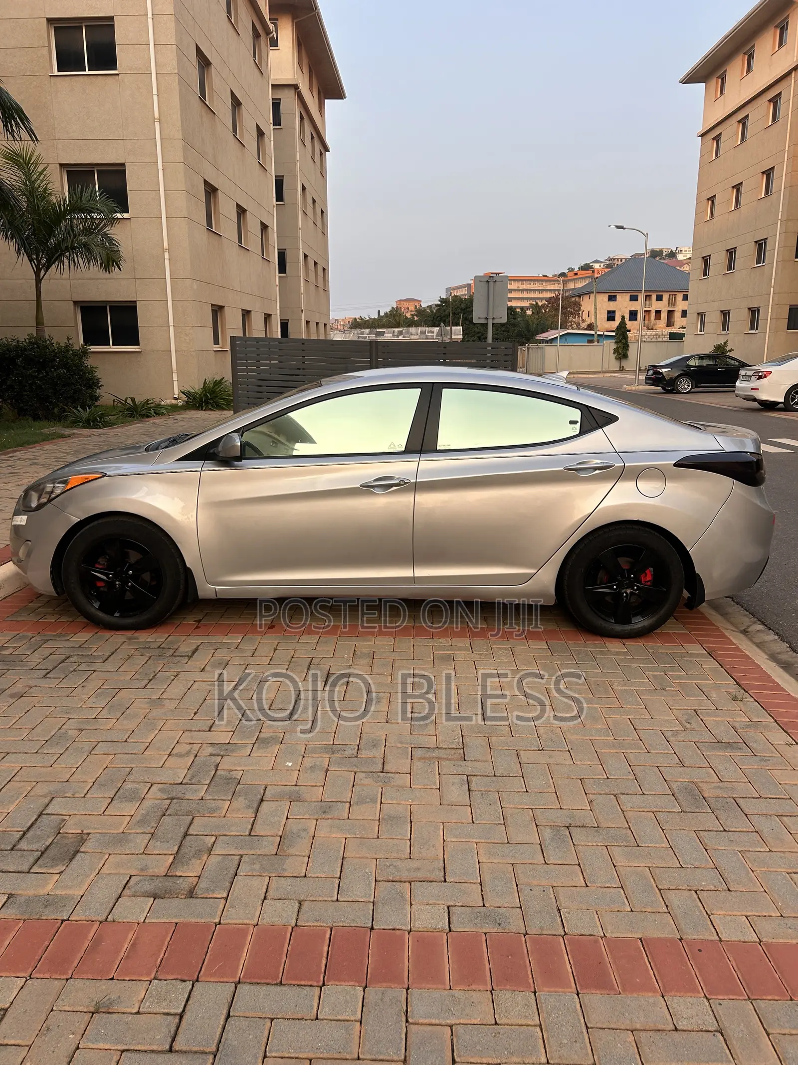 Hyundai Elantra 2013 Silver