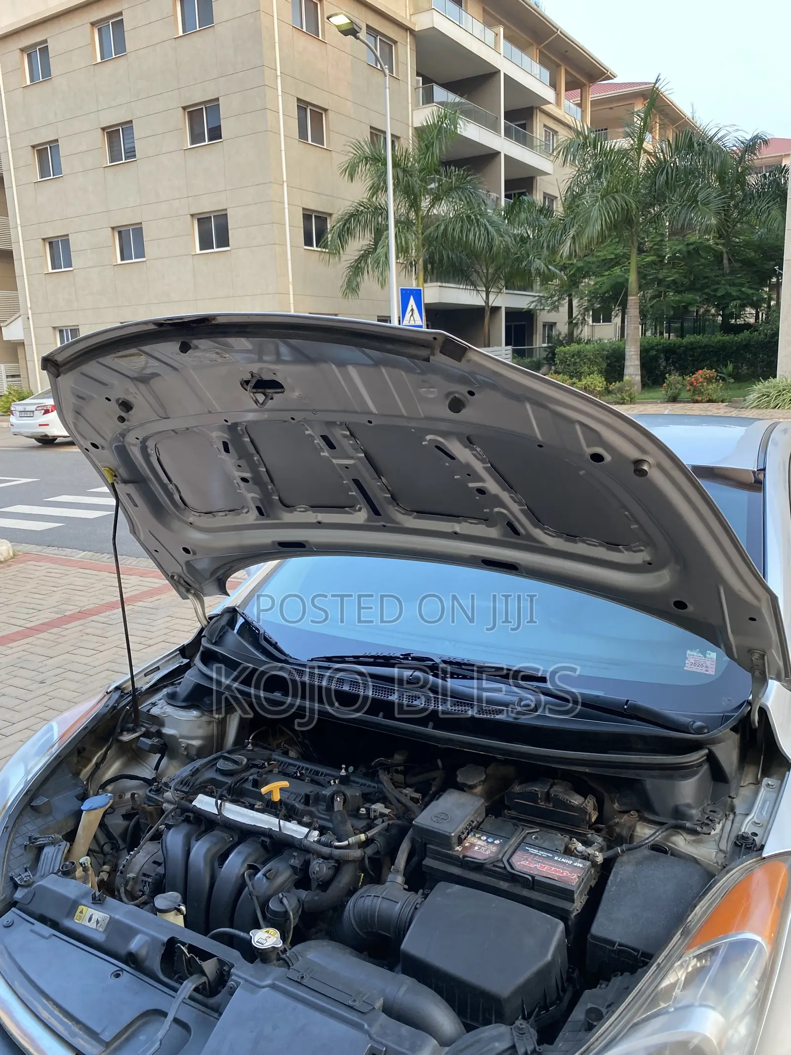 Hyundai Elantra 2013 Silver