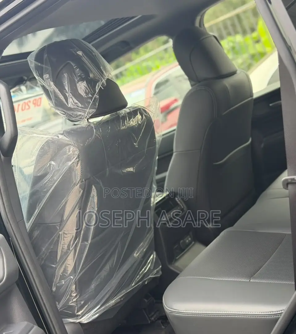 Toyota Land Cruiser Prado 2025 Black