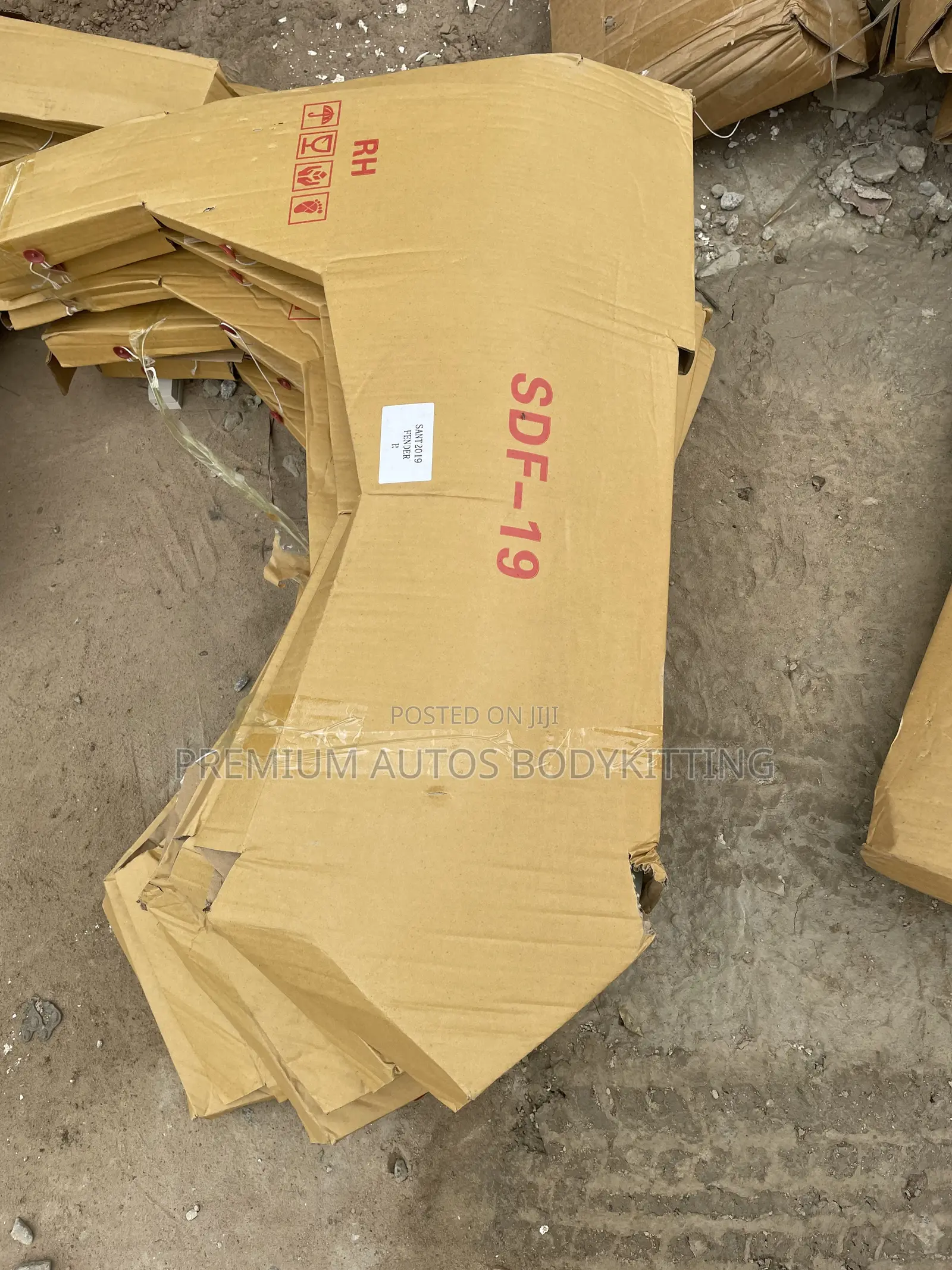 Hyundai Santa Fe 2019 Front Fender | Left/Right Side | Genuine Quality