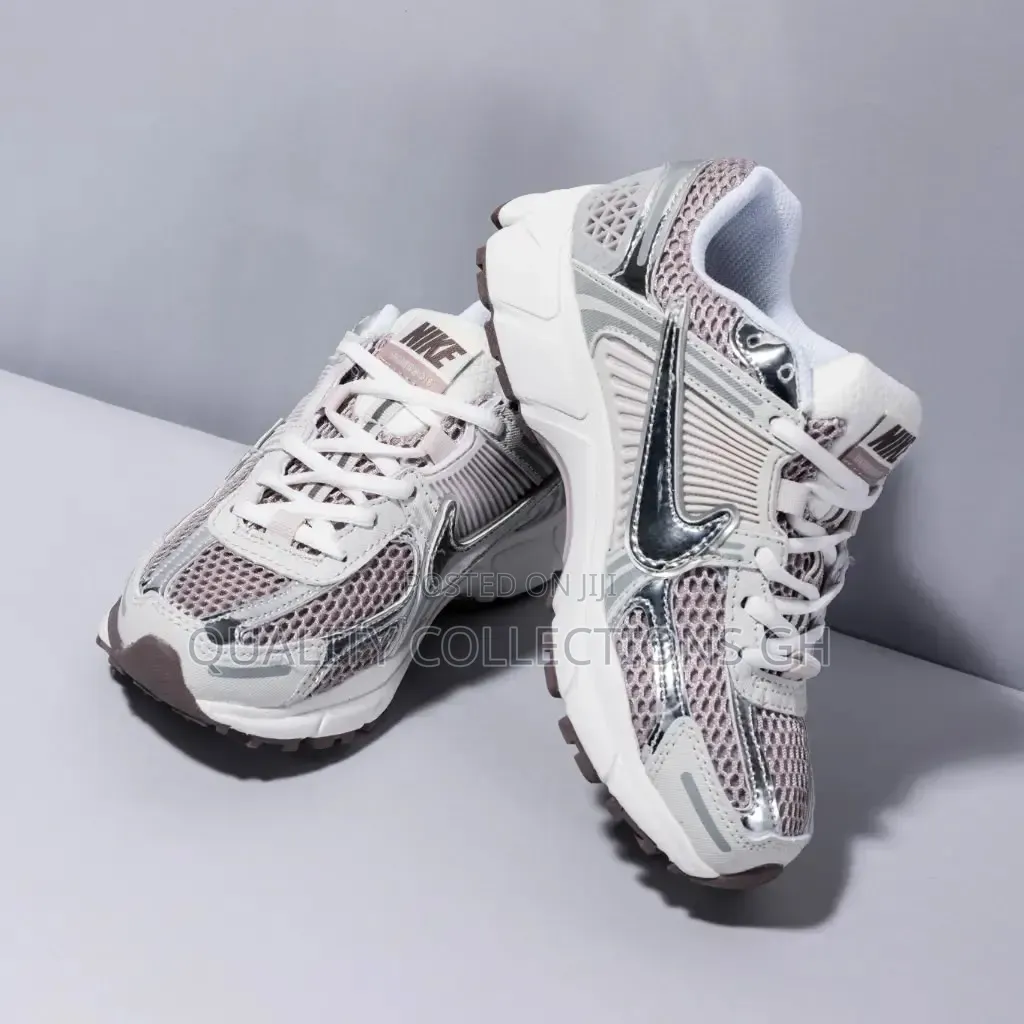 Authentic Nike Zoom Vomero in Colours