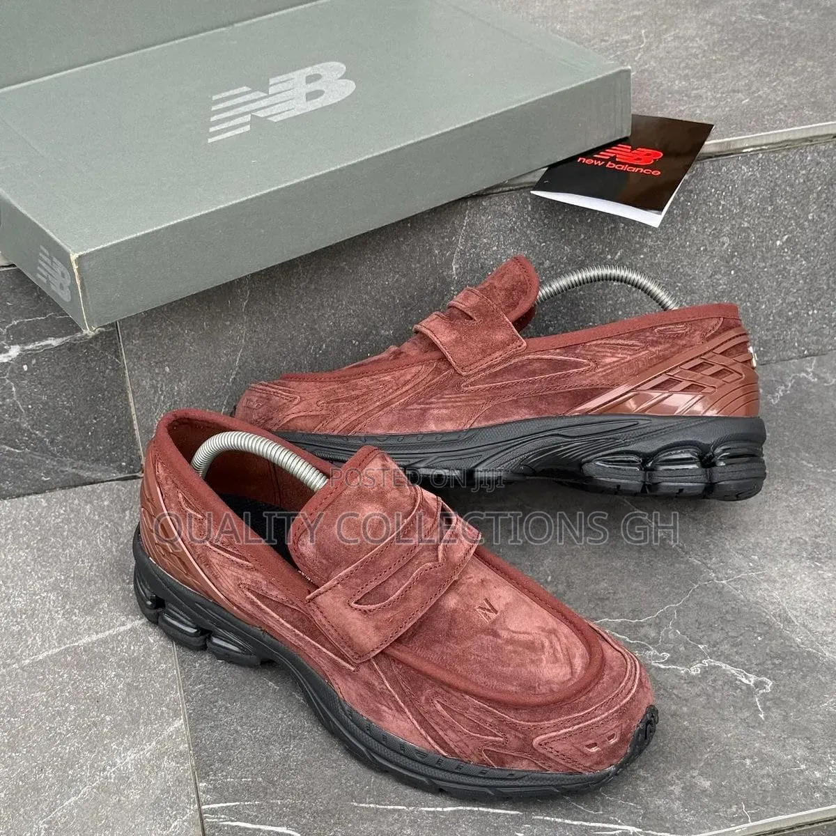 New Balance 1906L Shoes