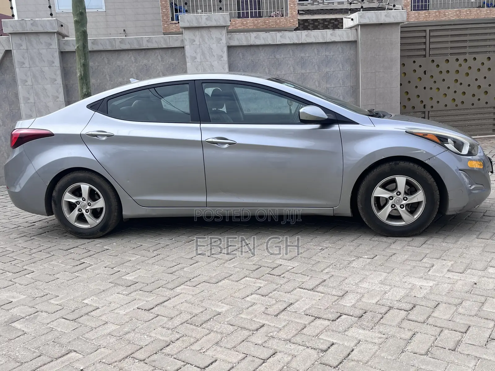 Hyundai Elantra Limited 4dr Sedan (1.8L 4cyl 6A) 2014 Gray