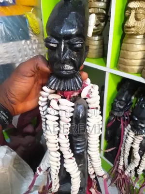 Yorùbá-Inspired Wooden Sculptures