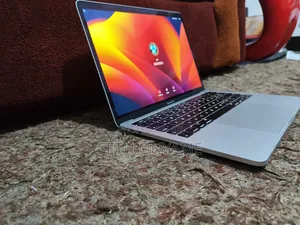 Laptop Apple MacBook Pro 2019 8GB Intel Core i5 SSD 256GB