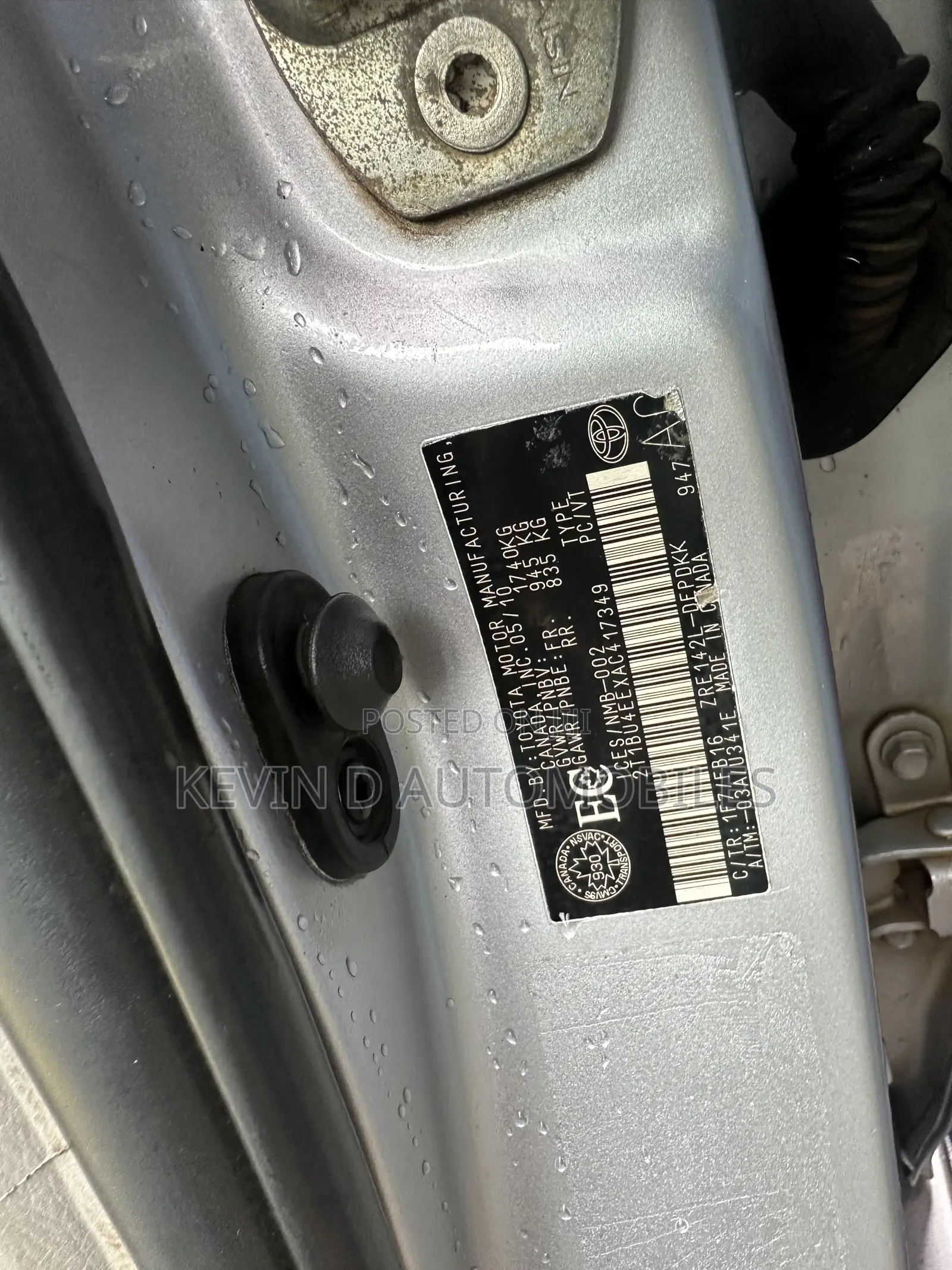 Toyota Corolla LE 4dr Sedan (1.8L 4cyl 4A) 2010 Silver