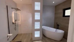 4bdrm House in East Legon, Accra Metropolitan for sale
